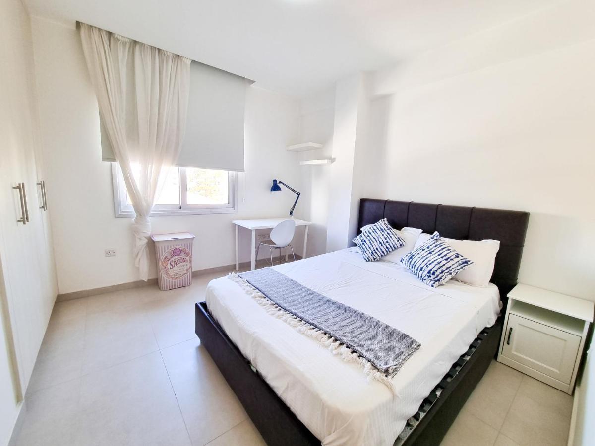라르나카 Seaside Elegance Retreat 아파트 외부 사진