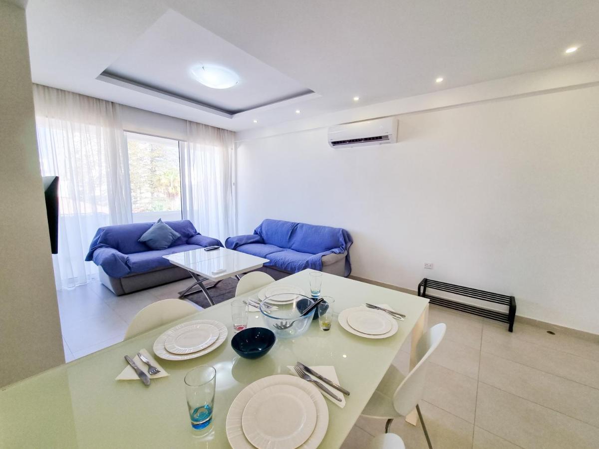 라르나카 Seaside Elegance Retreat 아파트 외부 사진