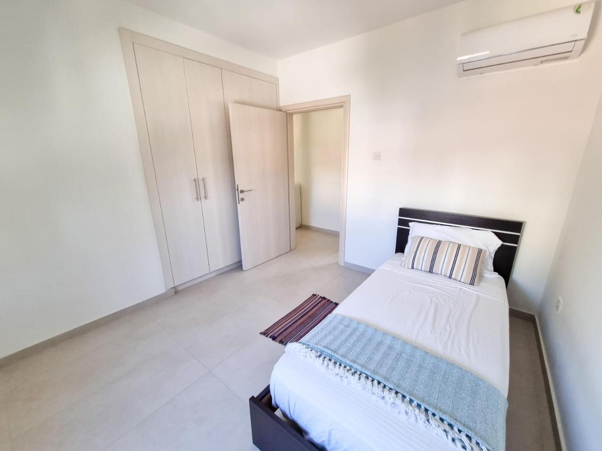 라르나카 Seaside Elegance Retreat 아파트 외부 사진